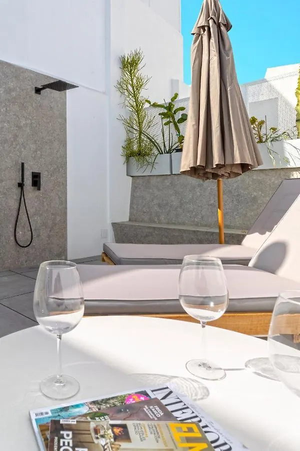 Magnificent Renovated 2Bd 2Bth Duplex With Terrace - City Centre Malaga