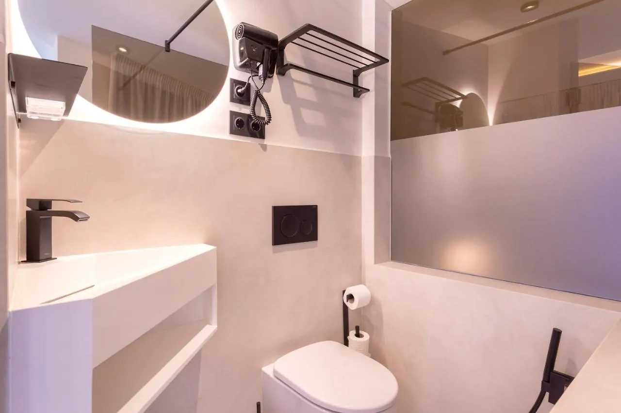 Apartment Magnificent Renovated 2Bd 2Bth Duplex With Terrace - City Centre Malaga Spain