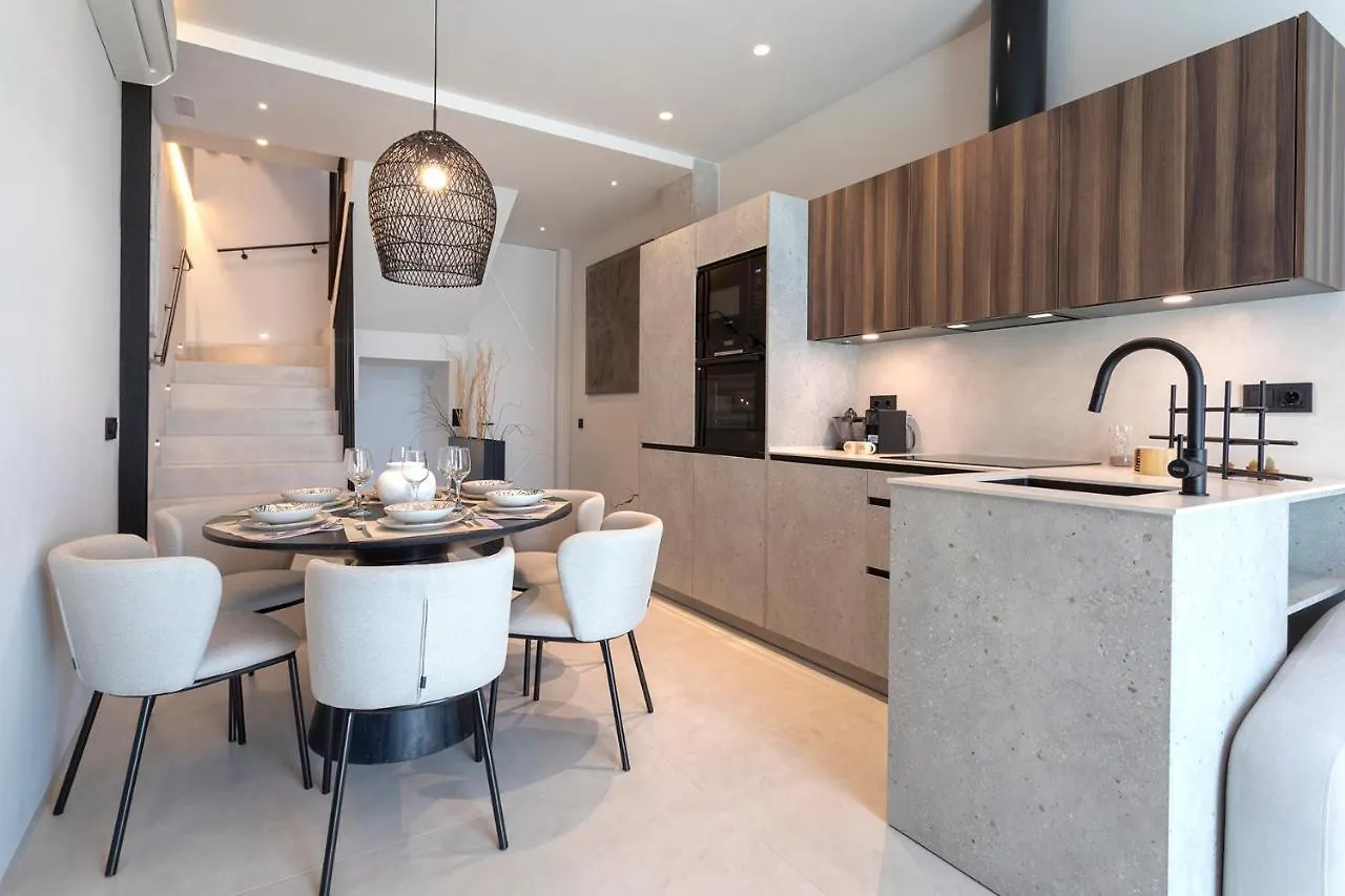דירה מאלגה Magnificent Renovated 2Bd 2Bth Duplex With Terrace - City Centre