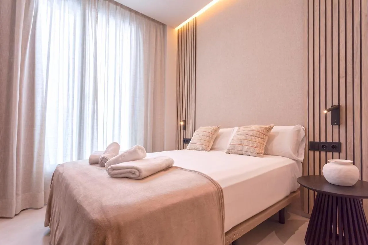 דירה מאלגה Magnificent Renovated 2Bd 2Bth Duplex With Terrace - City Centre ספרד